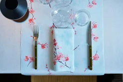 Bio Dunicel® Tête-à-Tête-Tischläufer 0,4 x 24 m Cherry Breeze Blue