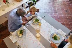 Bio Dunicel® Tête-à-Tête-Tischläufer 0,4 x 24 m Bunny Bloom