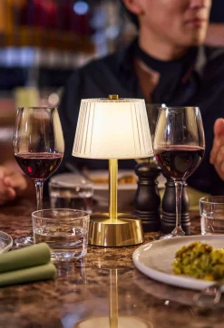 LED Lamp Cordless Jay 22 x Ø 12 cm 18 Std. Gold