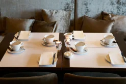 Papier-Tischset 30 x 40 cm Schwarz